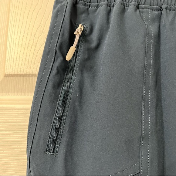 Lightweight Joggers Pants - Picture 10 of 16